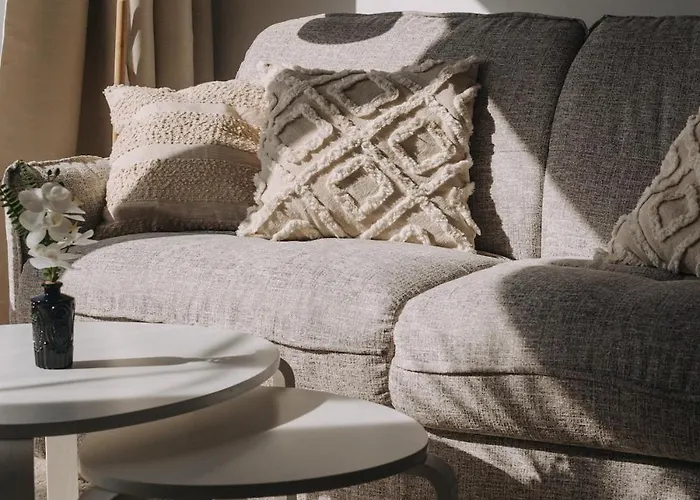 Entierement Renove A Deux Pas De La ! ميدل كيرك